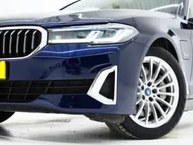 BMW 5 Serie Touring 530e Luxury Line thumbnail 4