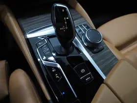 BMW 5 Serie Touring 530e Luxury Line thumbnail 37