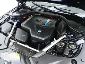 BMW 5 Serie Touring 530e Luxury Line thumbnail 6