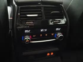 BMW 5 Serie Touring 530e xDrive thumbnail 34