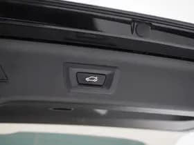 BMW 5 Serie Touring 530e xDrive thumbnail 38