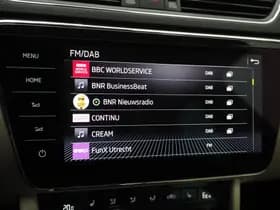 Škoda Superb Combi 1.4 TSI iV Laurin & Klement thumbnail 28