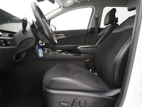 Kia Sportage 1.6 T-GDi Plug-in Hybrid AWD thumbnail 17