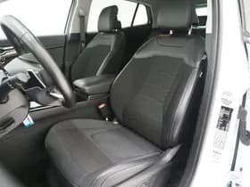 Kia Sportage 1.6 T-GDi Plug-in Hybrid AWD thumbnail 4