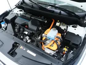 Kia Sportage 1.6 T-GDi Plug-in Hybrid AWD thumbnail 7