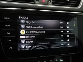 Škoda Superb Combi 1.4 TSI iV Laurin & Klement thumbnail 29