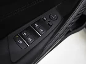 BMW 5 Serie Touring 530e xDrive thumbnail 18