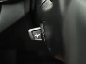 BMW 5 Serie Touring 530e xDrive thumbnail 22