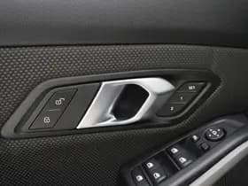 BMW 3 Serie Touring 320e Shadow Line thumbnail 18