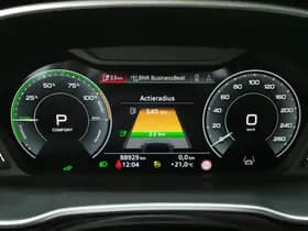 Audi Q3 Sportback 45 TFSI e Edition thumbnail 23