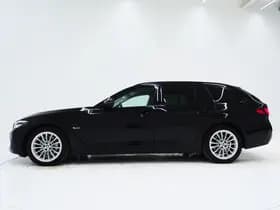 BMW 5 Serie Touring 530e thumbnail 2