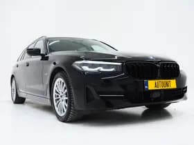 BMW 5 Serie Touring 530e thumbnail 11