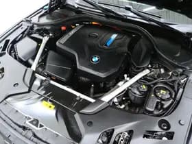 BMW 5 Serie Touring 530e thumbnail 7
