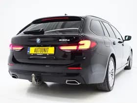 BMW 5 Serie Touring 530e thumbnail 9