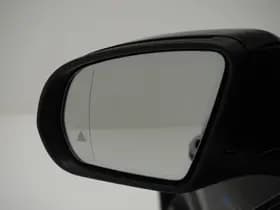 Mercedes-Benz GLA 250 e thumbnail 16