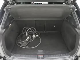 Mercedes-Benz GLA 250 e thumbnail 36