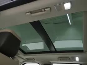 Land Rover Range Rover Sport P400e HSE thumbnail 40