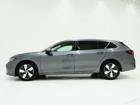 Volkswagen Passat thumbnail 2