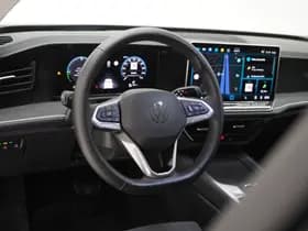 Volkswagen Passat thumbnail 17