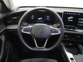 Volkswagen Passat thumbnail 40