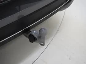 Volkswagen Passat thumbnail 44