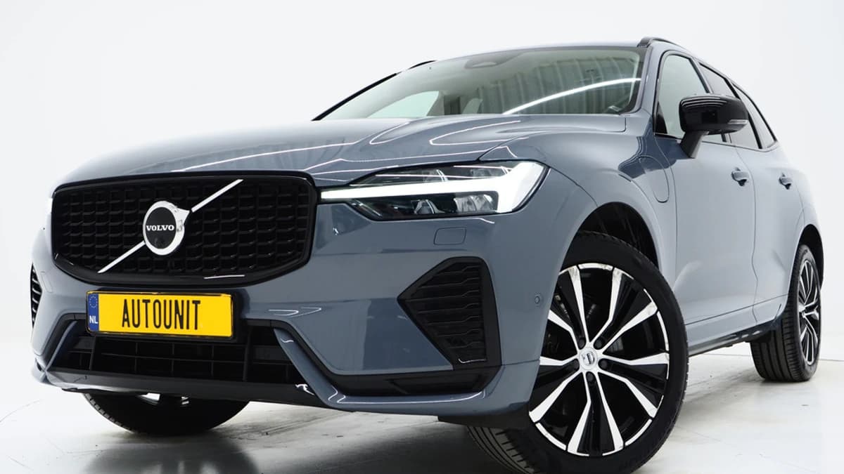 Volvo XC60 — foto 1