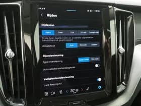 Volvo XC60 thumbnail 33