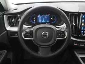 Volvo XC60 thumbnail 40