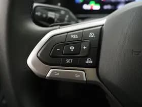 Volkswagen Passat thumbnail 21