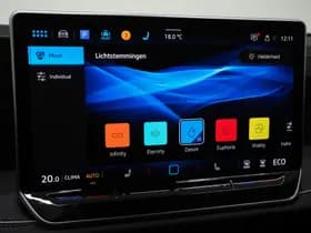 Volkswagen Passat thumbnail 33