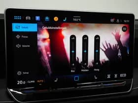 Volkswagen Passat thumbnail 34