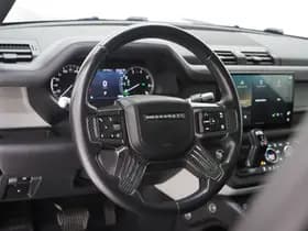Land Rover Defender thumbnail 18