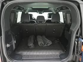 Land Rover Defender thumbnail 45
