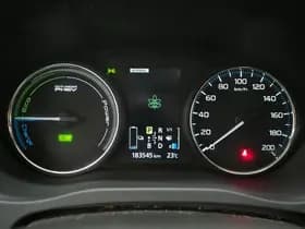 Mitsubishi Outlander thumbnail 26