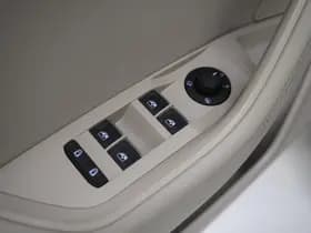 Škoda Superb thumbnail 19