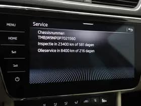 Škoda Superb thumbnail 32