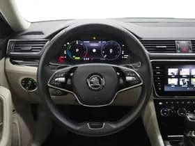 Škoda Superb thumbnail 40