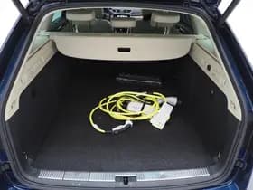 Škoda Superb thumbnail 42