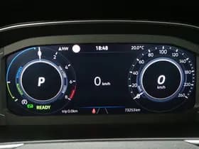 Volkswagen Passat thumbnail 25