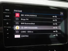 Volkswagen Passat thumbnail 27