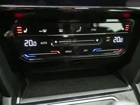 Volkswagen Passat thumbnail 33