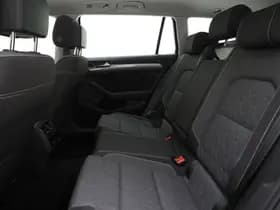 Volkswagen Passat thumbnail 37
