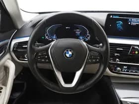 BMW 5-Serie thumbnail 38