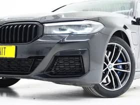 BMW 5-Serie thumbnail 6