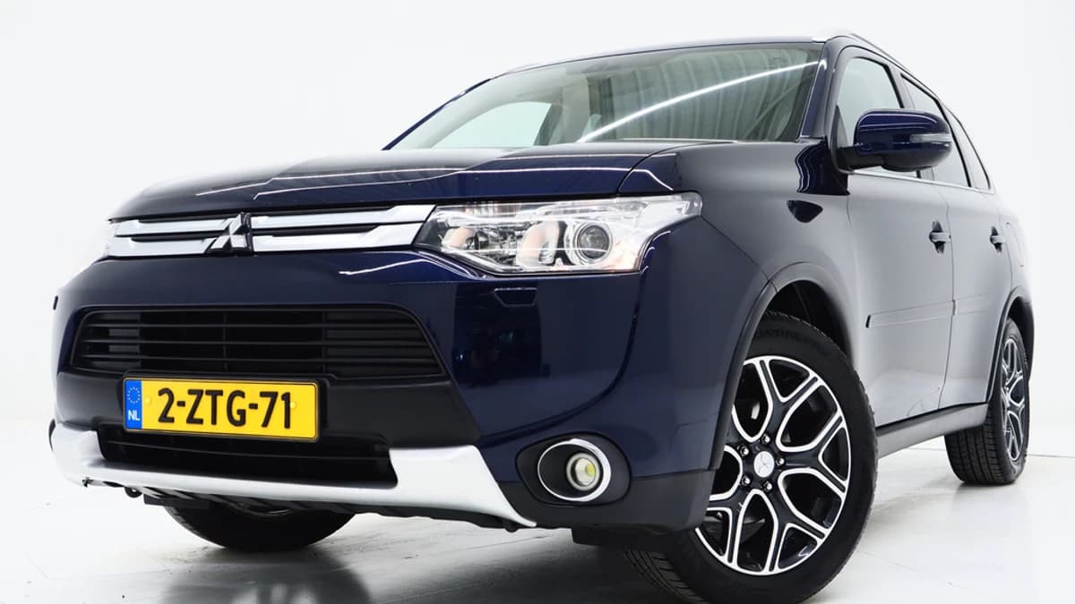 Mitsubishi Outlander — foto 1