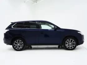Mitsubishi Outlander thumbnail 10