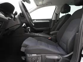 Volkswagen Passat thumbnail 15