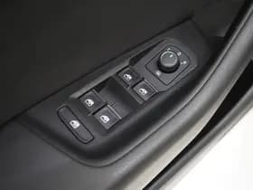Volkswagen Passat thumbnail 17