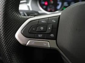 Volkswagen Passat thumbnail 21