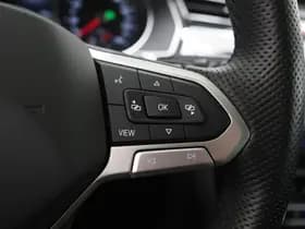 Volkswagen Passat thumbnail 22